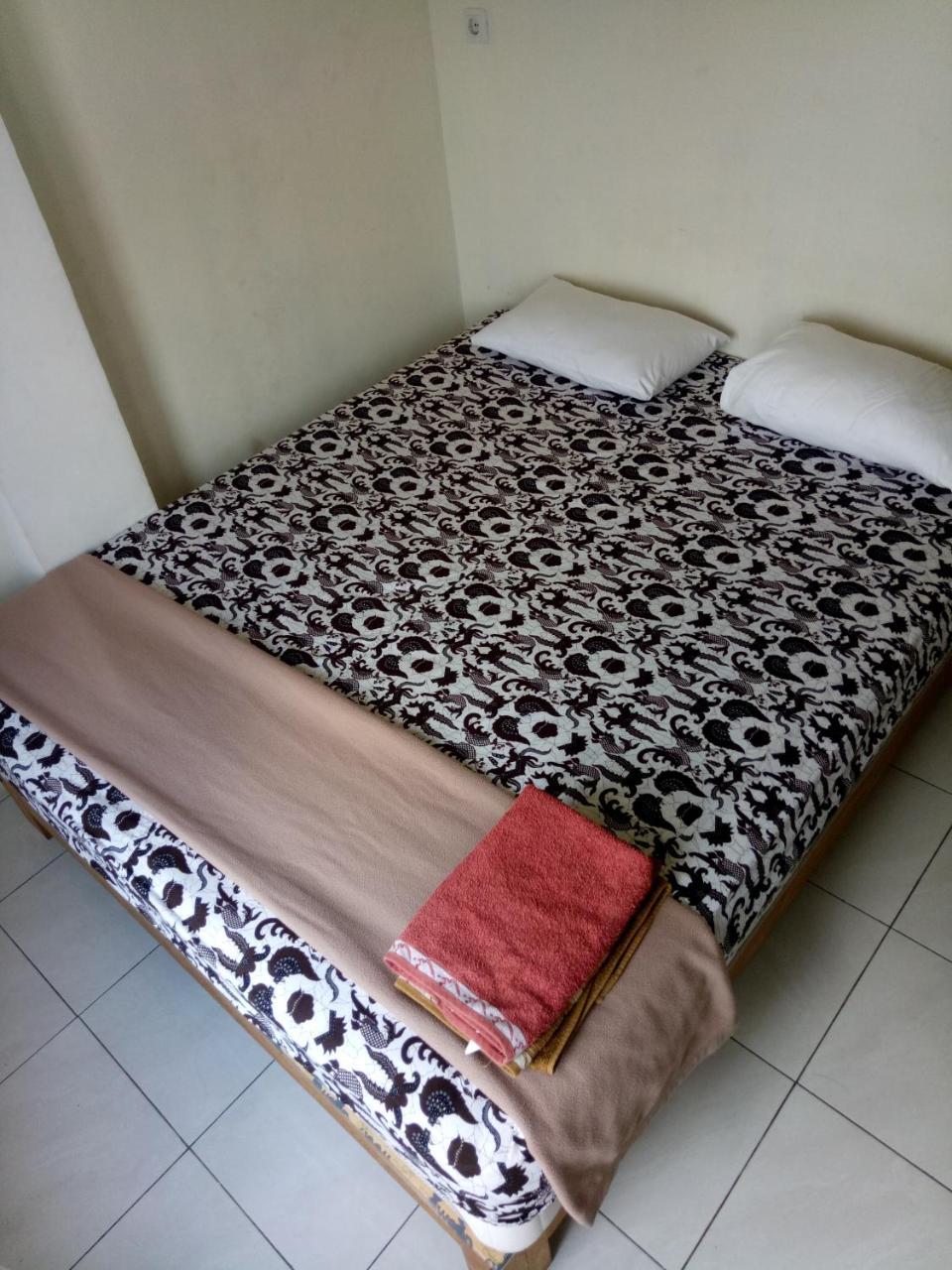 יוגיאקרטה Losmen Fadel Malioboro Jogja מראה חיצוני תמונה